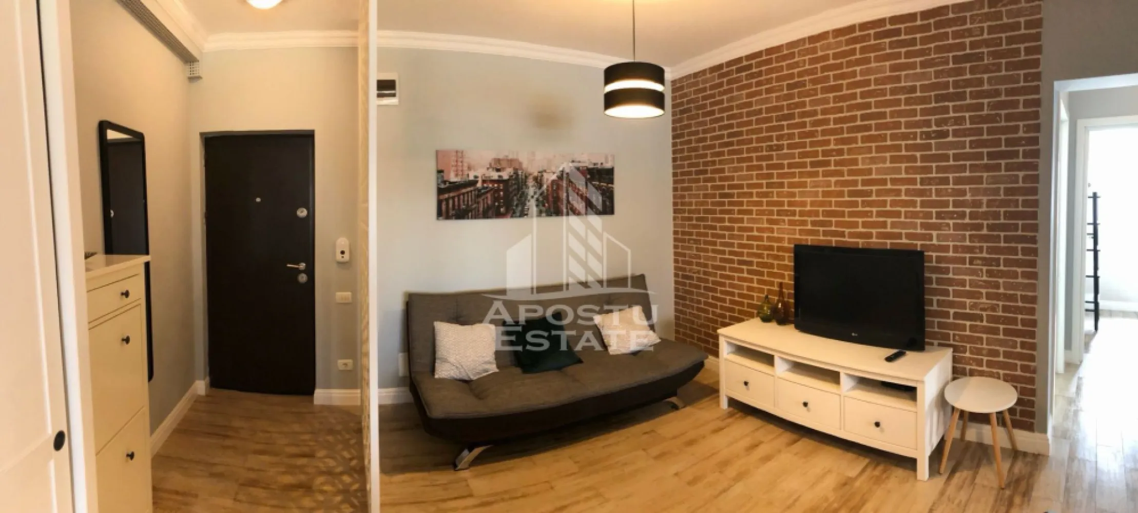 Apartament cu 3 camere de vânzare , Loc de parcare , Dumbravita - Agenția imobiliara Apostu Estate va propune spre vânzare un apartament modern cu 3 camere ,situat în zona Dumbravita , una dintre cele mai căutate zone din Timis . Ideal atât pentru locuința proprie , cat si pentru investiție

Imobilul este amplasat la etajul 2 și beneficiază de o suprafață utila de 60 mp 

Compartimentare :
-Bucătărie complet mobilata
-Living open space cu bucataria 
-Dormitor mobilat 
-Dormitor secundar mobilat 
-Baie cu cada
-Balcon închis

Confortul termic este asigurat prin intermediul centralei proprii 

Apartamentul se vinde complet mobilat 

Beneficii suplimentare :
- Compartimentare moderna și funcțională
- Zona excelenta pentru locuit sau investiție
-Loc de parcare inclus in pret 

Vecinătăți :
-Auchan 
-Decathlon 
-Mijloace de transport in comun

Pentru mai multe detalii si programarea unei vizionari , va stam cu drag la dispoziție .

Agenția imobiliara Apostu Estate vă oferă consultanta bancara gratuita prin intermediul colaboratorilor noștri pentru alegerea celui mai potrivit tip de credit , astfel încât tu să devii noul proprietar al acestui apartament .