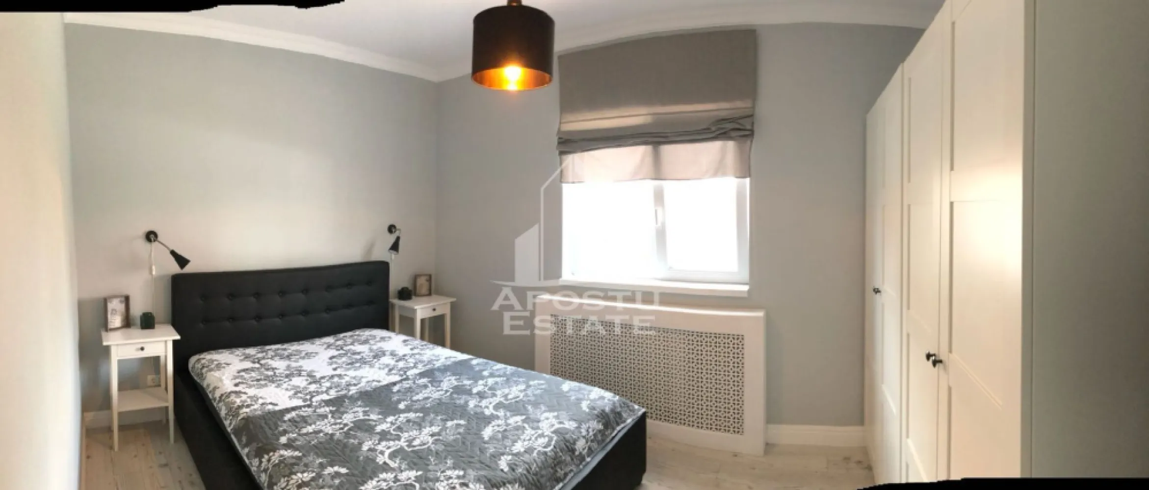 Apartament cu 3 camere de vânzare , Loc de parcare , Dumbravita