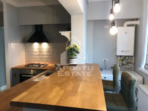 Apartament cu 3 camere de vânzare , Loc de parcare , Dumbravita
