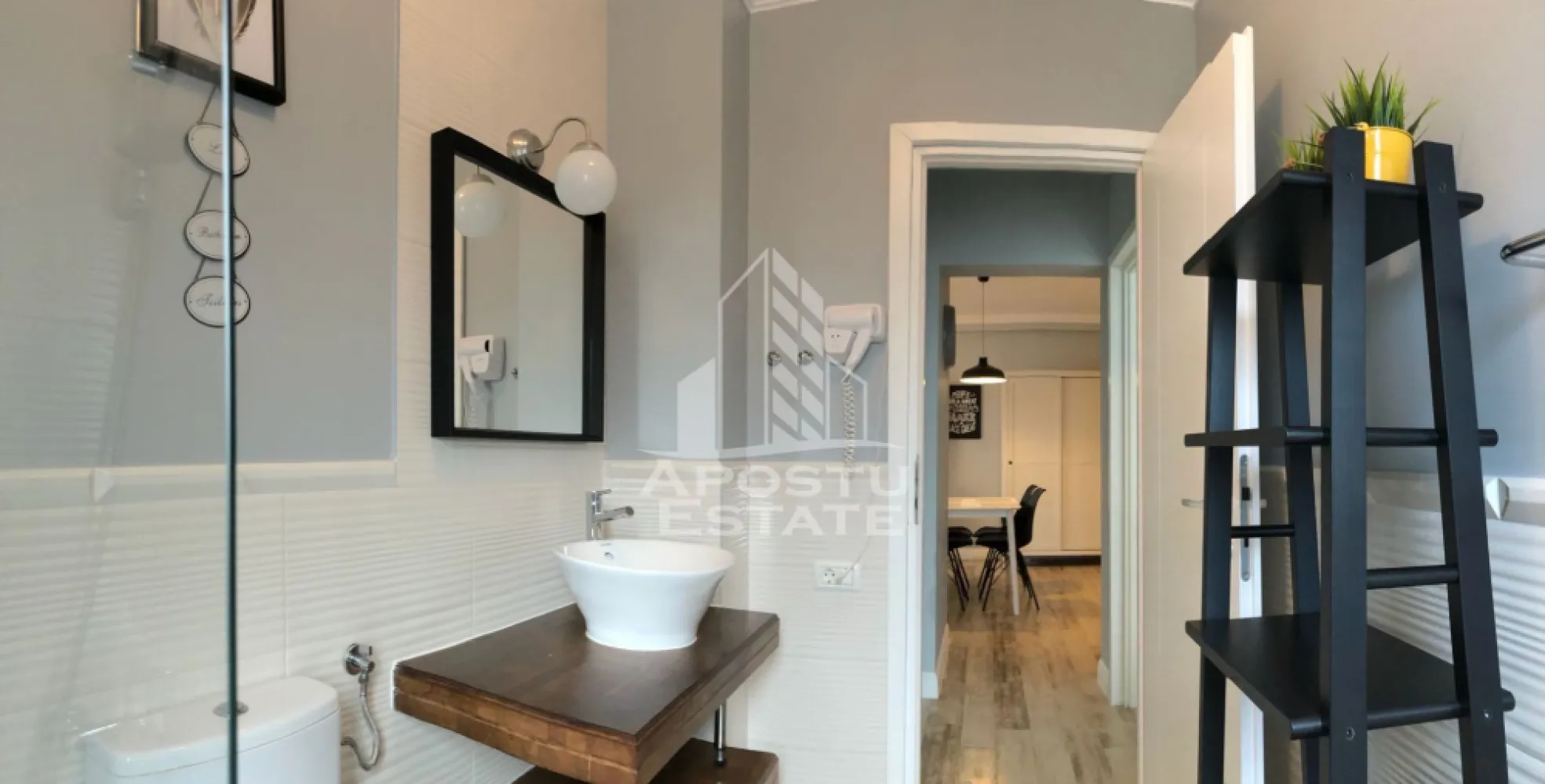 Apartament cu 3 camere de vânzare , Loc de parcare , Dumbravita