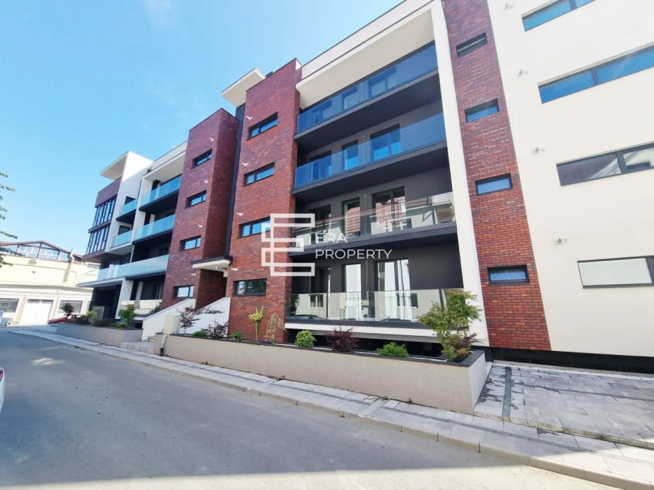 Apartament premium 3 cam, boxa, garaj-intabulat- Sibiu zona Alba Iulia