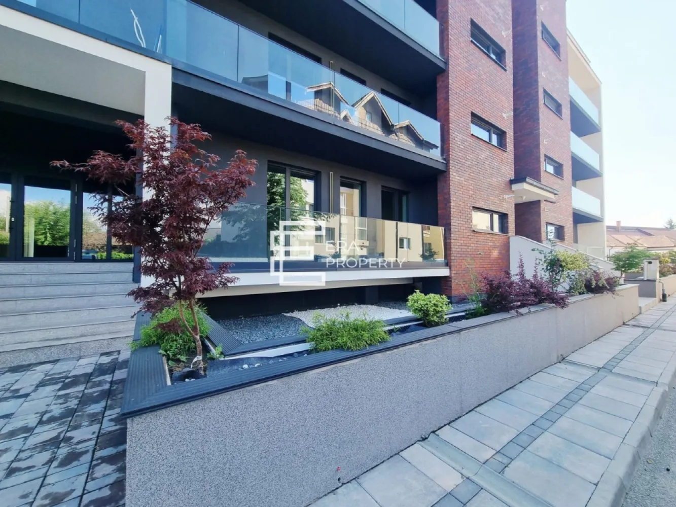Apartament premium 3 cam, boxa, garaj-intabulat- Sibiu zona Alba Iulia