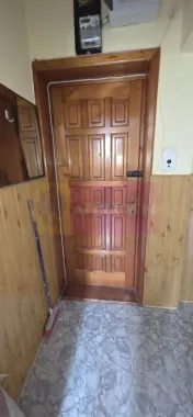 Apartament cu 3 camere de vanzare in Campina, central
