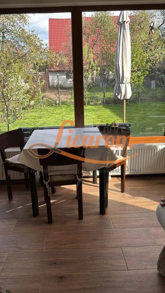 Proprietate saseasca cu 2 corpuri de casa, Comuna Vulcan,Brasov.
