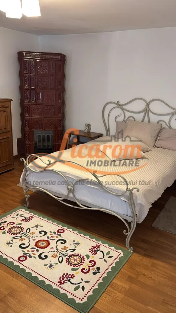 Proprietate saseasca cu 2 corpuri de casa, Comuna Vulcan,Brasov.