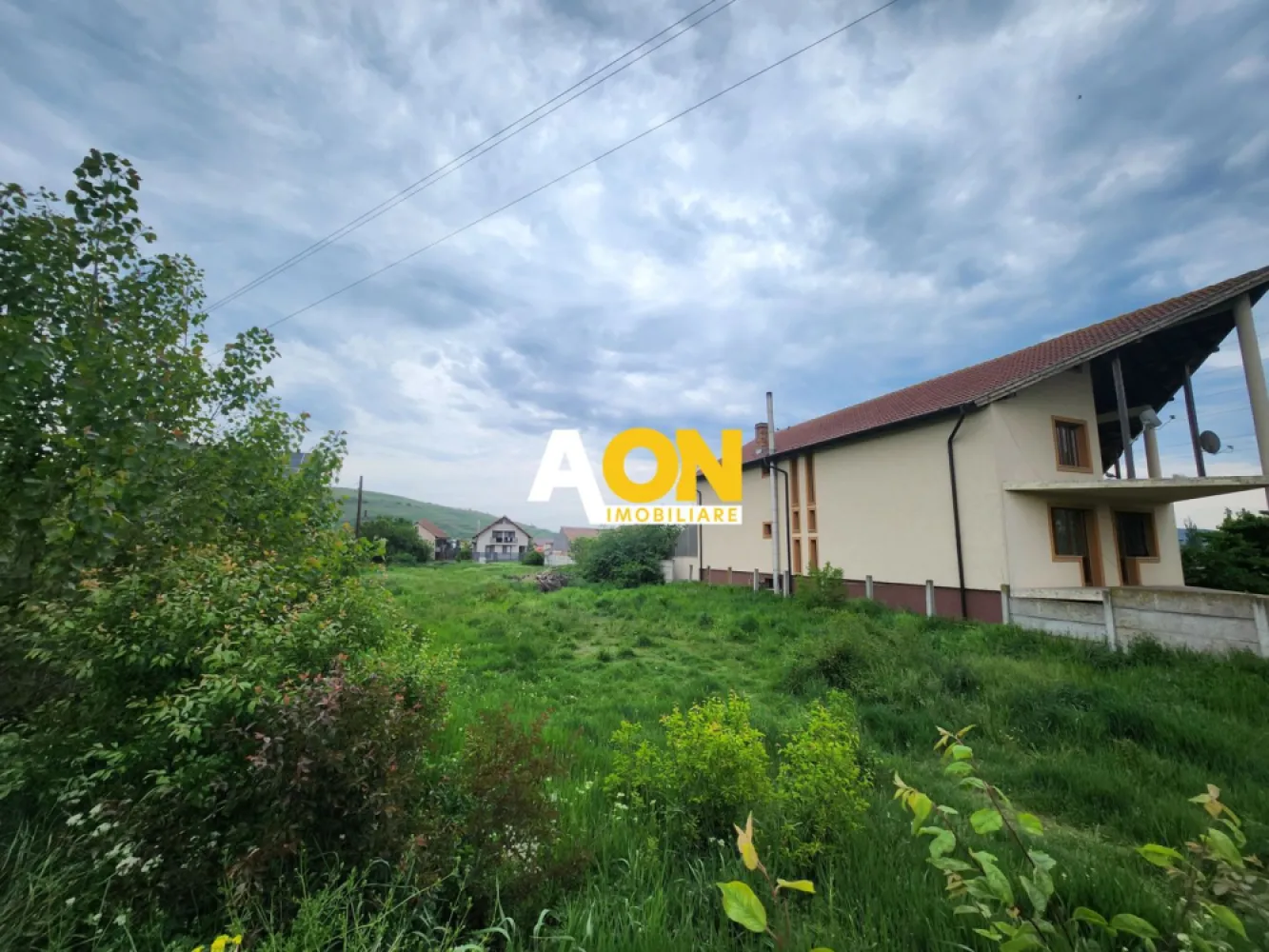 Teren la Asfalt cu Utilitati, 762 mp, Zona Barabant - Teren Intravilan Construibil de vanzare in Alba Iulia zona Barabant, cu suprafata de 762 mp si deschiderea de 29.91 ml la 1 strada. Apa, gaz, curent si canalizare pe teren.. ID intern: 1532860.