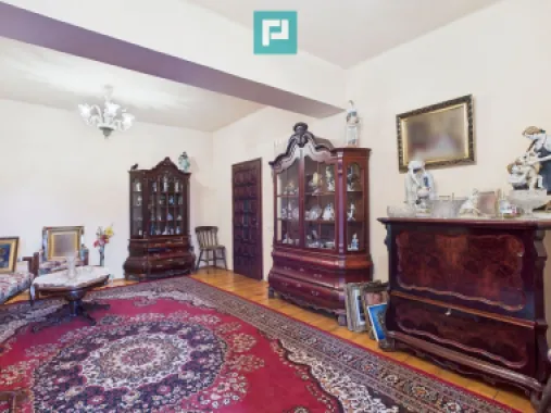 Proprietate multifuncțională centrală 1000 mp