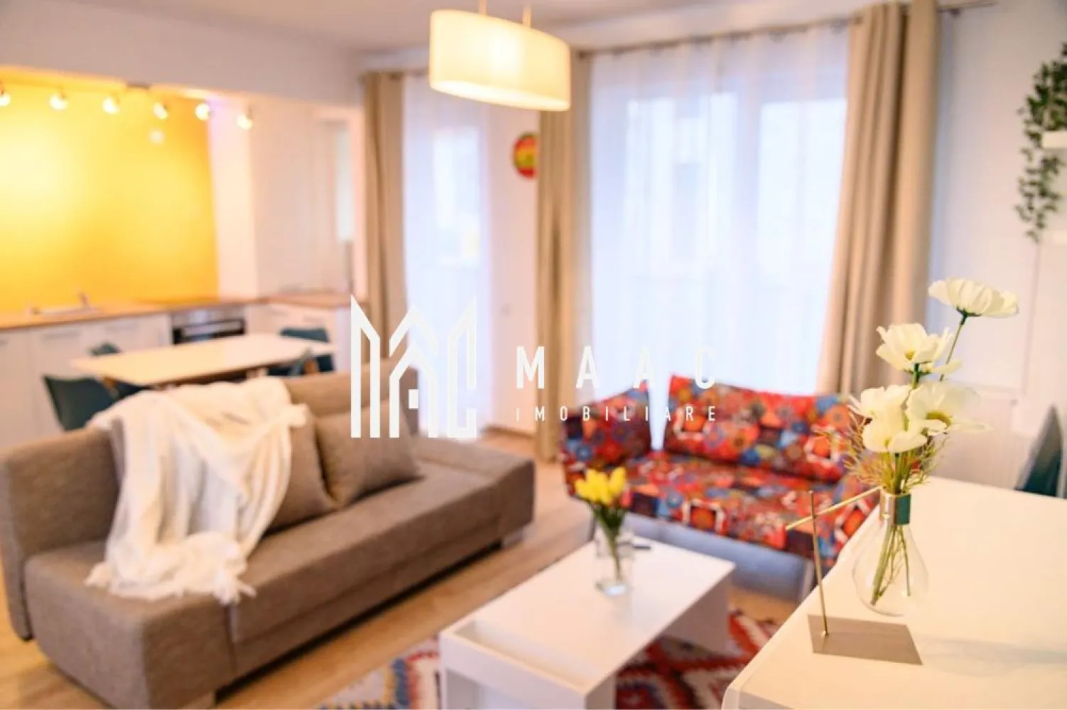 Apartament 2 camere I Parter I Constructie Noua I Turnisor - Vă propunem spre vânzare un apartament modern cu 2 camere, având o suprafață utilă de 50 mp, situat la parter, într-o locație de excepție din cartierul Turnișor. Proprietatea reprezintă o oportunitate excelentă atât pentru locuire, cât și pentru investiție, oferind un echilibru ideal între confortul urban și accesibilitate. Apartamentul beneficiază de o compartimentare practică, cu spații bine proporționate și funcționale, fiind ușor de amenajat conform nevoilor viitorului proprietar. Poziționarea la parter îl face potrivit inclusiv pentru persoane în vârstă, familii cu copii sau pentru activități de tip rezidențial–investițional. Localizarea este unul dintre principalele avantaje ale proprietății: se află la câteva minute de Zona Industrială Vest și oferă acces rapid către centrul orașului, precum și către principalele artere de circulație. În proximitate se regăsesc magazine, mijloace de transport, servicii și alte facilități esențiale pentru viața de zi cu zi. Această proprietate este ideală pentru cei care își doresc o locuință modernă într-o zonă bine conectată sau pentru investitori care caută un apartament cu potențial ridicat de închiriere. Pentru informati si vizionari: ID: CP2905170 }}