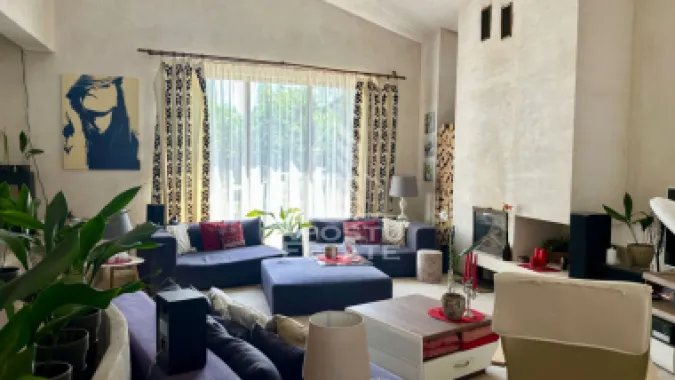 Casa individuala cu 6 camere in Dumbravita