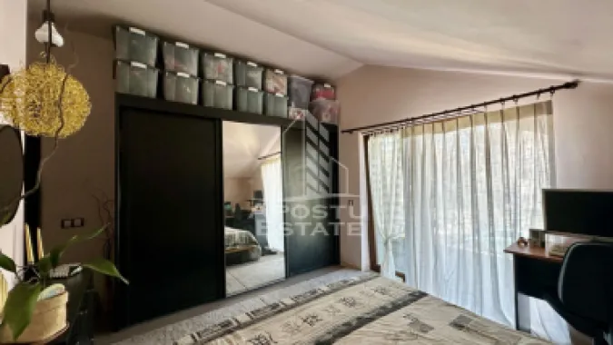 Casa individuala cu 6 camere in Dumbravita