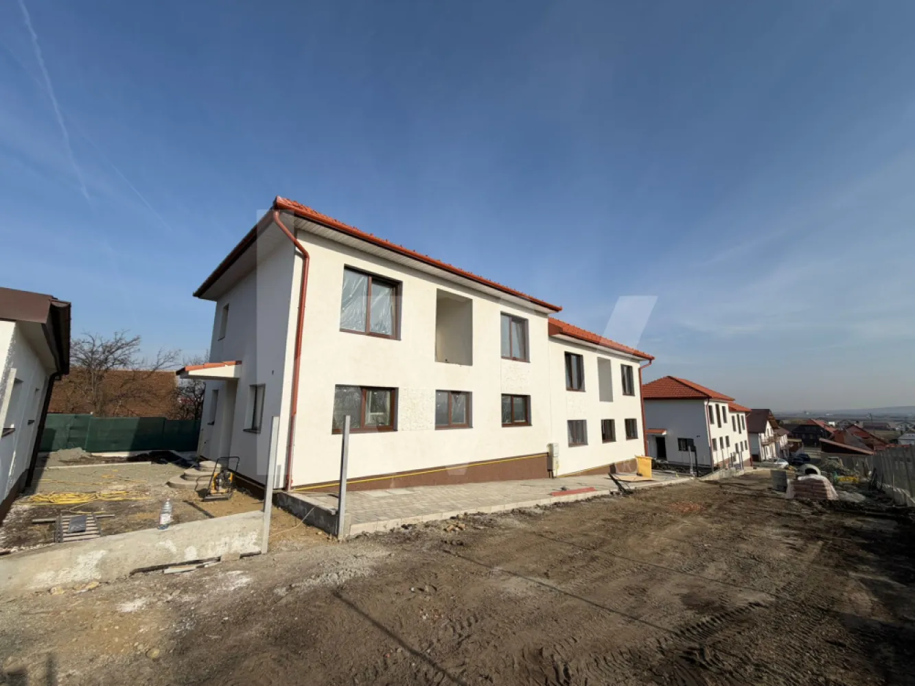 Casă 4 camere modernă construită corect în Kleine Residenz Sibiu