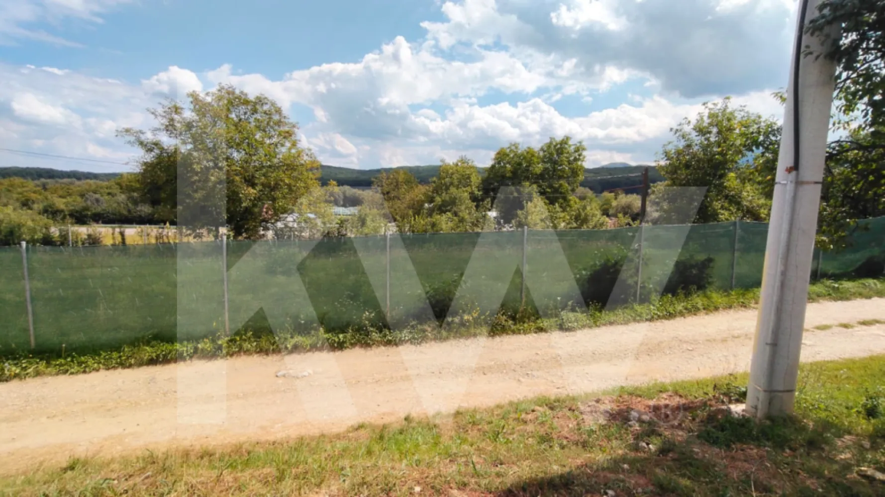 Teren Intravilan de vanzare -Tropinii Rasinari 565 mp