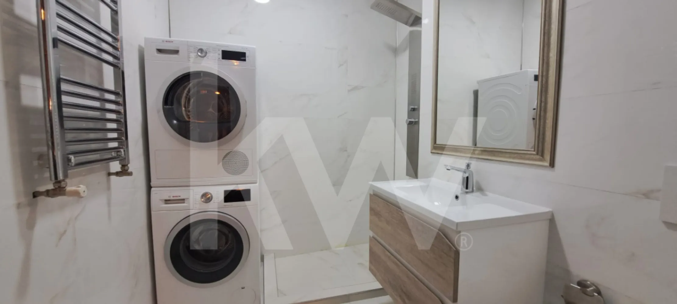 Apartament premium ultracentral , cu design interbelic și tehnologie modernă