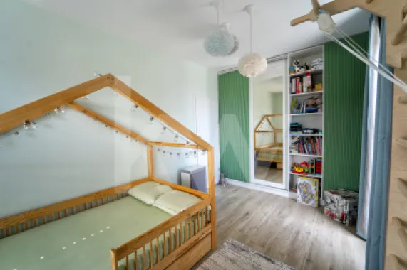 Penthouse smart în Sibiu - etaj retras, terasă generoasă