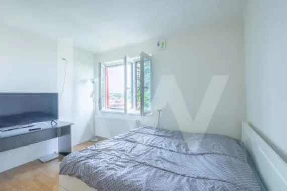 Apartament cu priveliște superbă în zonă centrală!