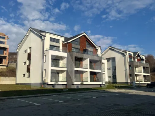 Apart. cu 2 cam. pe două nivele, cu logie. Vilă design modern în Cristian-Sibiu
