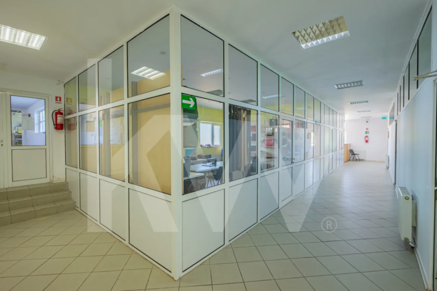 Hale industriale, spatii depozitare, teren generos cu acces A1-Sebes - Sibiu