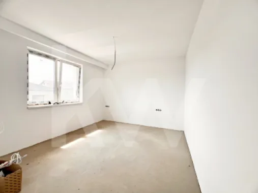 De închiriat/vânzare. Casă tip duplex în Șelimbăr, la câteva minute de Sibiu