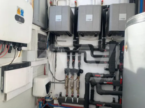 Hala industriala independenta energetic 600 mp judetul Sibiu