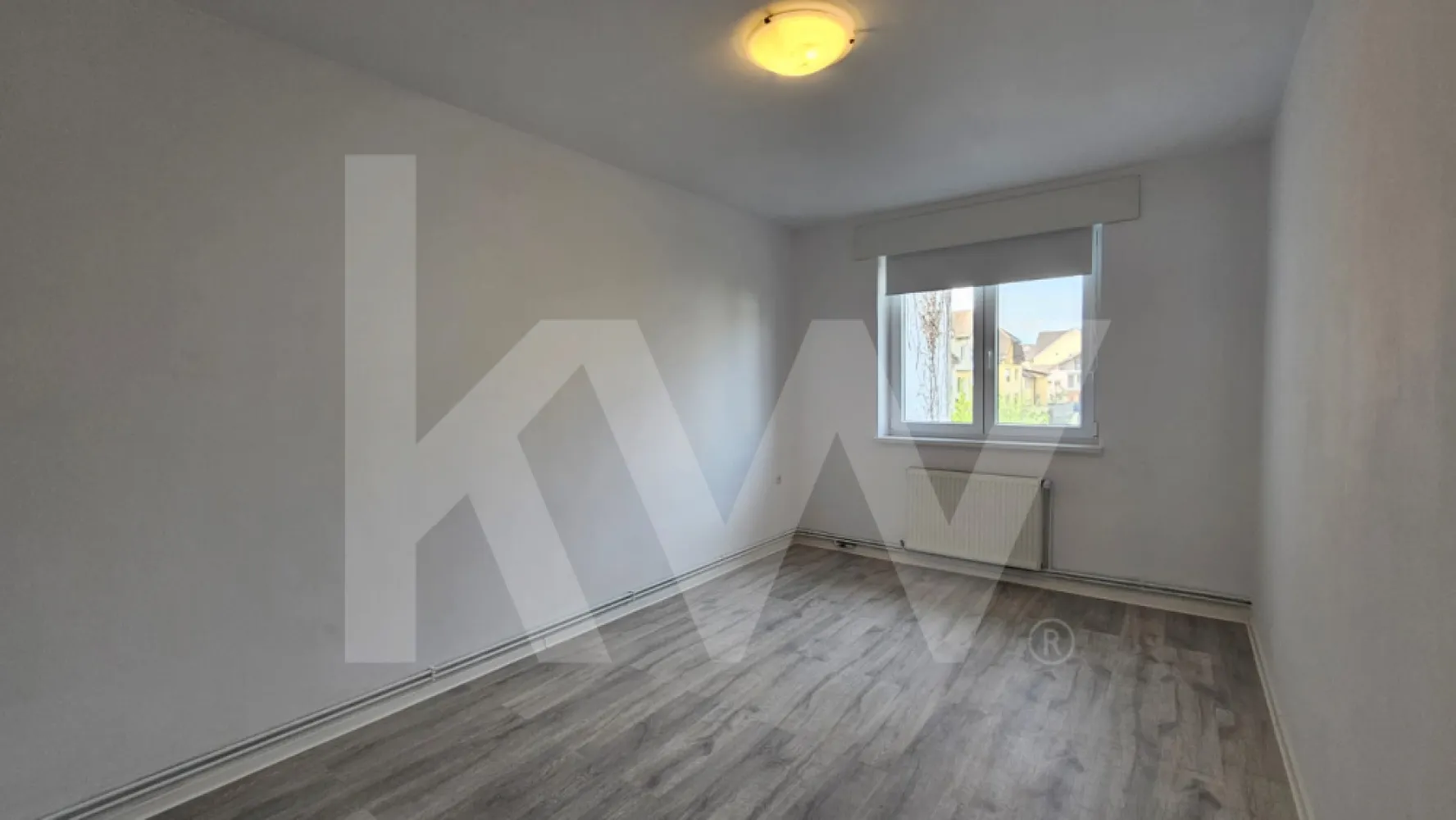 Apartament la casa 4 camere de închiriat – la 5 minute de Parcul Sub Arini