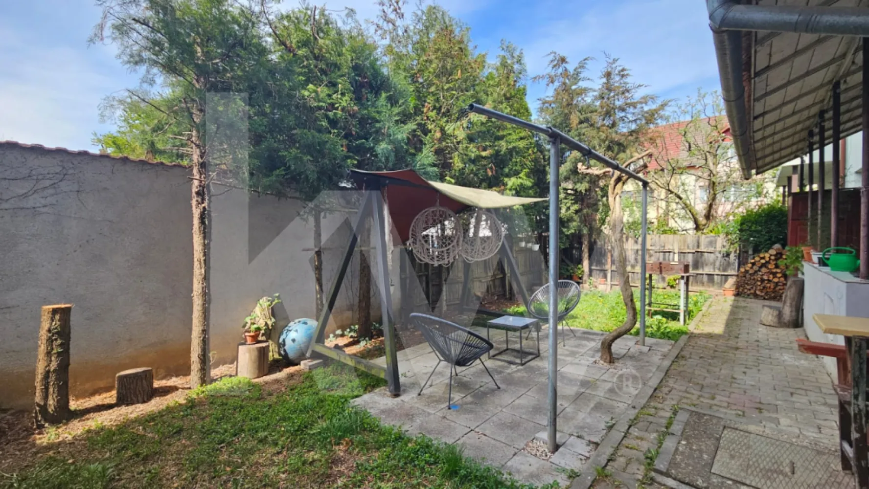 Apartament la casa 4 camere de închiriat – la 5 minute de Parcul Sub Arini