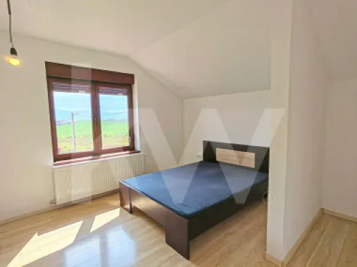 Casa individuala 5 camere finalizata mobilata Est Sibiu teren 372mp
