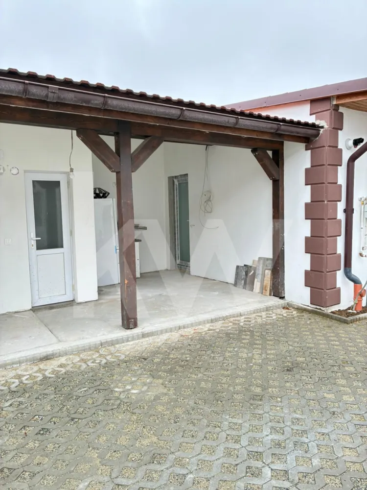 Apartament la casa zona Turnisor!