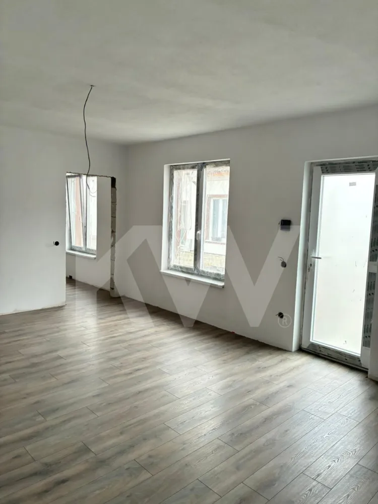 Apartament la casa zona Turnisor!