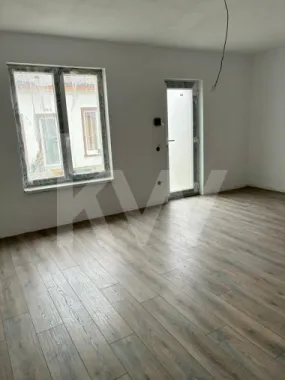Apartament la casa zona Turnisor!