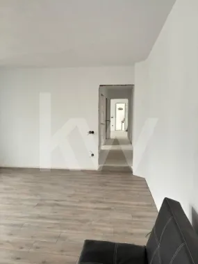Apartament la casa zona Turnisor!