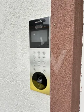 Apartament la casa zona Turnisor!