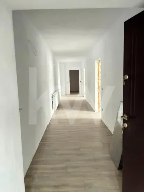 Apartament la casa zona Turnisor!