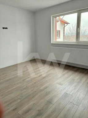 Apartament la casa zona Turnisor!