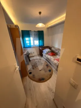 Apartament cu 4 camere mobilat utilat in Vasile Aaron 81 mp