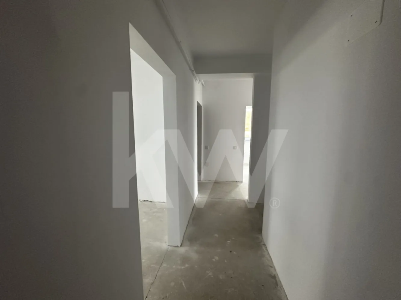 2 bedroom apartment DaVinci - investment opportunity - EN
Discover a modern 3-room apartment, located in the heart of Cristian, 1 km distance from Sibiu International Airport, which redefines the concept of luxurious living lifestyle. With a usable area of ​​76.03 sq m and a generous 9.25sq m balcony, this apartment on the first floor of a newly built building in 2025 offers you the perfect living space for families looking for a welcoming and functional home. The brick structure ensures not only durability, but also a healthy environment, ideal for moments spent with loved ones.

Natural light for the two bedrooms and two elegant bathrooms are designed to provide privacy and comfort. The separate partitioning allows easy circulation between rooms, and the kitchen becomes the ideal place to prepare delicious meals. The interior spaces are designed to combine functionality with a modern design, offering a pleasant and relaxing atmosphere. The prime location, in the Western part of the city, ensures quick access to all necessary amenities, from shops and schools to parks and recreational areas.

We can help you to get preapproved for credit appliances for a faster process.

Don't miss the opportunity to be the first to enjoy this exceptional apartment! 
The price of €105,000 + VAT represents a valuable investment in a home that promises to become the center of your life.

 Contact us today to schedule a viewing and turn this apartment into your new home!

RO
Descoperiți un apartament modern cu 3 camere, situat în inima orașului Cristian, la 1 km distanță de Aeroportul Internațional Sibiu, care redefinește conceptul de stil de viață luxos. Cu o suprafață utilă de 76,03 mp și un balcon generos de 9,25 mp, acest apartament situat la etajul 1 al unui imobil nou construit în 2025 vă oferă spațiul de locuit perfect pentru familiile care caută o locuință primitoare și funcțională. Structura din cărămidă asigură nu doar durabilitate, ci și un mediu sănătos, ideal pentru momentele petrecute alături de cei dragi.

Lumina naturală pentru cele două dormitoare și cele două băi elegante sunt concepute pentru a oferi intimitate și confort. Compartimentarea separată permite circulația ușoară între camere, iar bucătăria devine locul ideal pentru a pregăti mese delicioase. Spațiile interioare sunt concepute pentru a combina funcționalitatea cu un design modern, oferind o atmosferă plăcută și relaxantă. Locația privilegiată, în partea de vest a orașului, asigură acces rapid la toate facilitățile necesare, de la magazine și școli până la parcuri și zone de agrement.

Vă putem ajuta să obțineți o preaprobare pentru credite, pentru un proces mai rapid.

Nu ratați ocazia de a fi primul care se bucură de acest apartament excepțional!
Prețul de 105.000 € + TVA reprezintă o investiție valoroasă într-o locuință care promite să devină centrul vieții tale.

Contactează-ne astăzi pentru a programa o vizionare și a transforma acest apartament în noua ta casă!