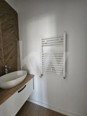 Apartament cu 3 camere - 84 mp utili - Ciresica