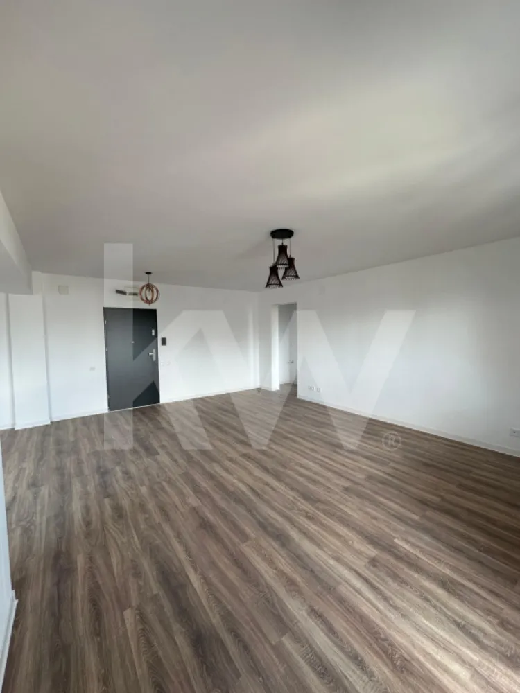 Apartament spatios - 2 camere - 60 mp utili - Rahovei