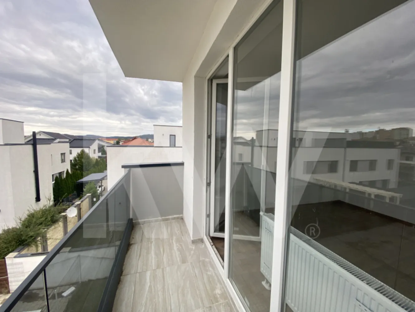 Apartament de vanzare 3 camere balcon terasa parcare Selimbar Sibiu