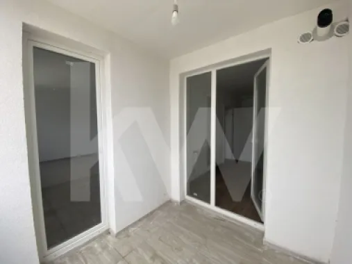 Apartament de vanzare 3 camere balcon terasa parcare Selimbar Sibiu