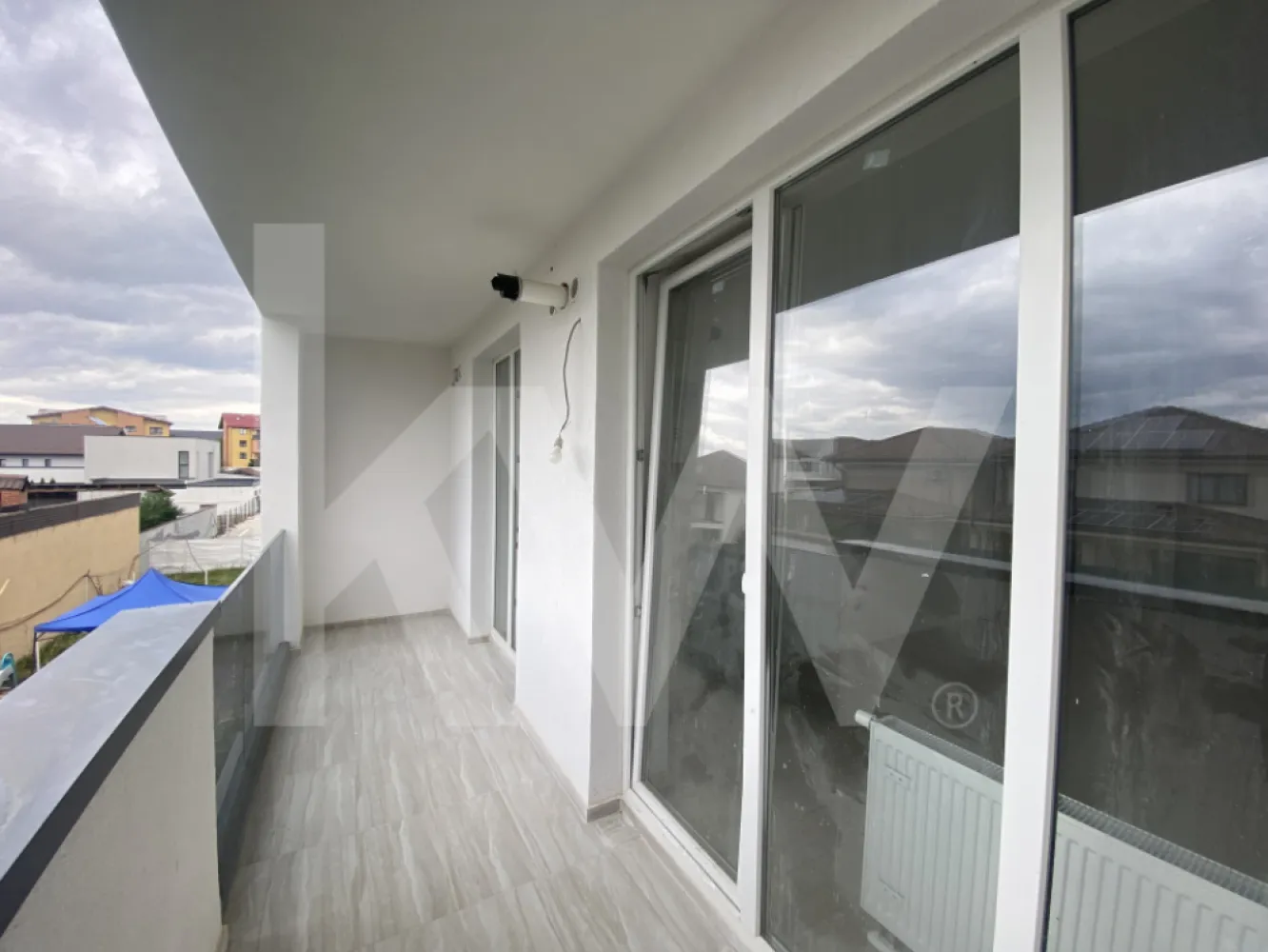 Apartament de vanzare 3 camere 72mp finisat la cheie etaj1 intermediar