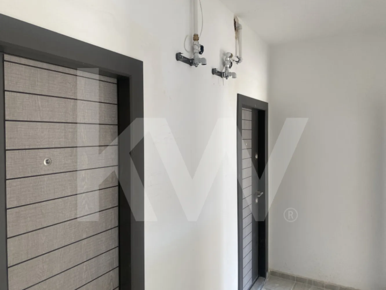 Apartament de vanzare 2 camere balcon si parcare Pictor Brana Selimbar