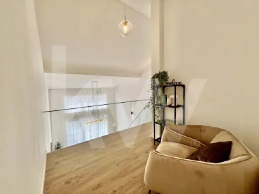 Penthouse 4 camere - mobilat si utilat, intabulat