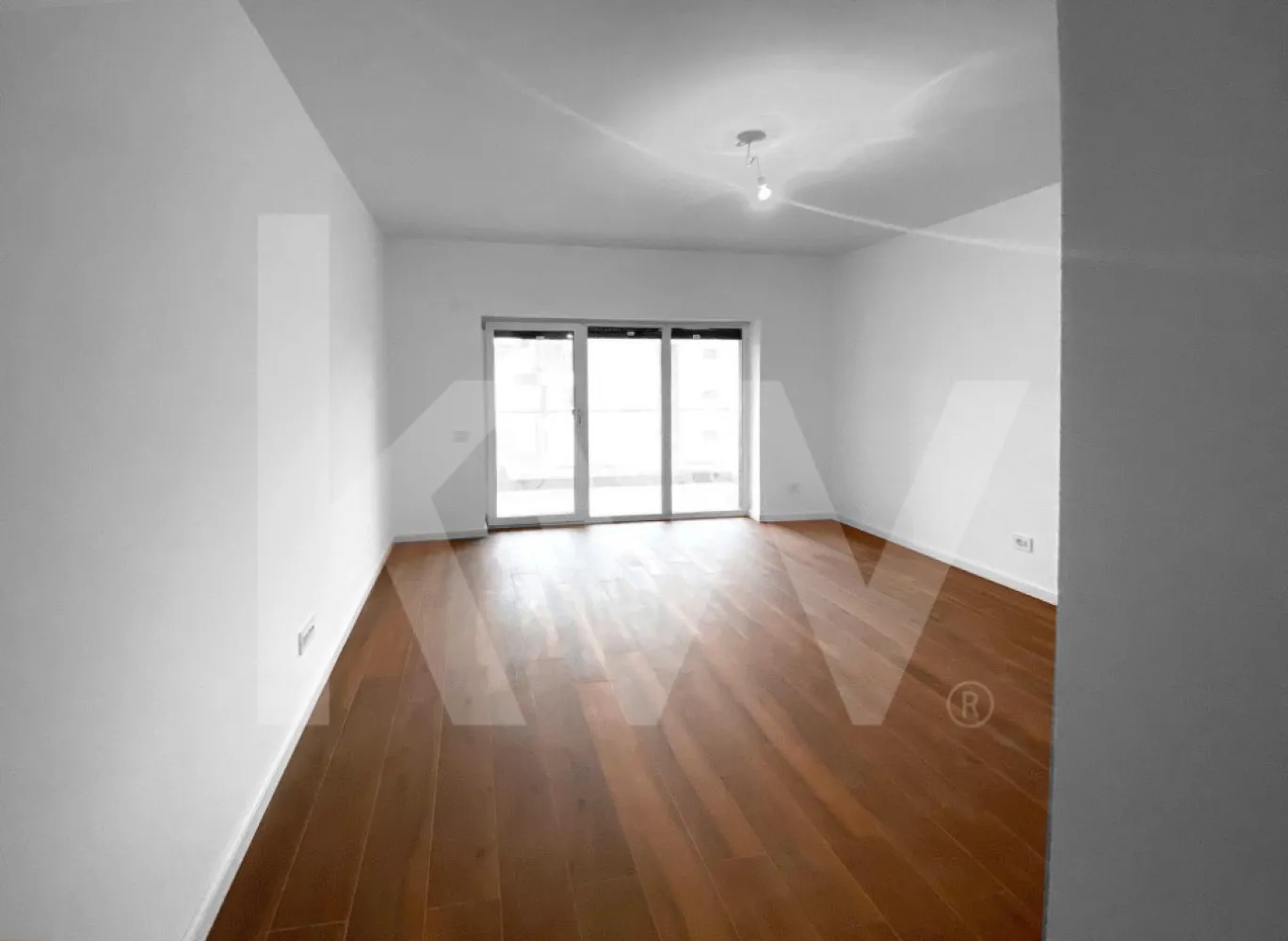 Apartament tip Penthouse- Zona Industrială Vest - Încălzire în pardoseală - Îți dorești să locuiești într-un apartament care face parte dintr-un ansamblu rezidențial exclusivist? 
Dacă răspunsul este da, îți prezentăm un apartament, decomandat, cu suprafața utilă de 77,83 mp și o terasă de 5,65 mp , situat într-o zonă foarte liniștită, Zona Industrială Vest din Sibiu. Ansamblul din care face parte apartamentul beneficiază de spații verzi și o priveliște superbă către munți. 
Apartamentul se predă la stadiul de cheie și 1 loc de parcare inclus în prețul apartamentului. 
Modalități de plată acceptate: cash, credit ipotecar, rate la dezvoltator, în așa fel încât să fie adaptate nevoilor clientului.
Vă așteptăm la vizionare!
