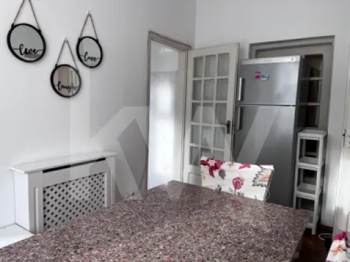 Apartament 3 camere de închiriat – liniște, accesibilitate și viață urbană