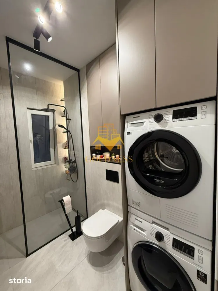 1 camera studio, Buna ziua, Calea Turzii, Lidl, Premium, 18GYM - GOLDNESS Imobiliare vă propune spre închiriere un apartament cu 1 camera tip studio complet mobilat și utilat, la etajul 1 într-un imobil de 3 etaje, în Cartierul Buna ziua.
Posibilitatea de parcare în zona la liber!
Se află în apropierea stațiilor de transport în comun, magazine, restaurante, spații verzi, farmacii, etc. 

Apartamentul este compartimentat astfel:
 - camera cu pat matrimonial, dressing, noptiere
 - bucătărie complet utilată și mobilată, loc de servit masa 
 - baie cu dus walkin, calorifer port prosop și dulap pentru depozitare.
 - balcon 4mp.

Imobilul este dotat cu toate cele necesare- centrală proprie, frigider, aragaz, hotă, mașină de spălat haine, uscător etc. 

Dacă sunteți interesați de acest apartament și doriți să îl vizionați, dar și pentru alte oferte nu ezitați să ne contactați telefonic sau prin e-mail. Vă stăm la dispoziție!
Pentru intermediere se percepe un comision de 50% din prețul chiriei!