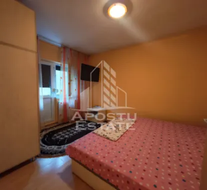 Apartament 3 camere si 2 bai de vanzare, zona Aradului, Timisoara