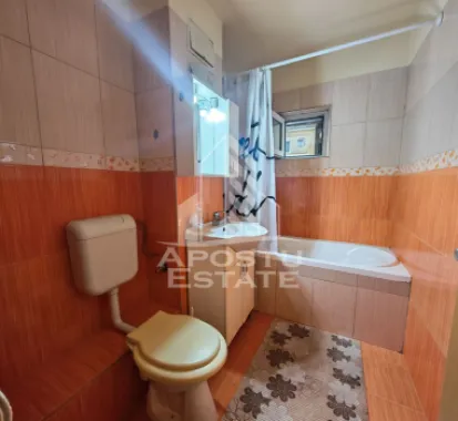 Apartament 3 camere si 2 bai de vanzare, zona Aradului, Timisoara