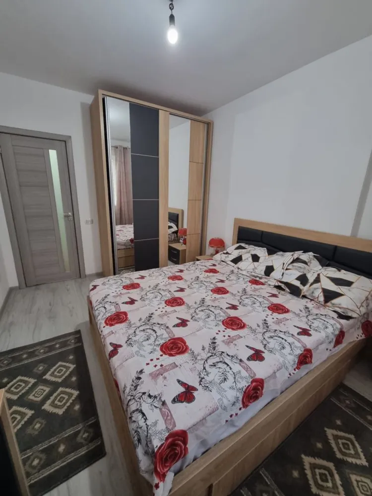 Ap 2 cam Militari Residence cu parcare