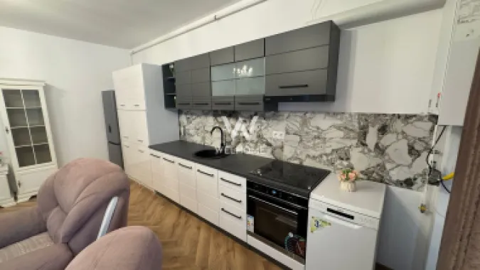 Apartament 3 camere de închiriat – zonă centrală, lângă Mall-ul nou