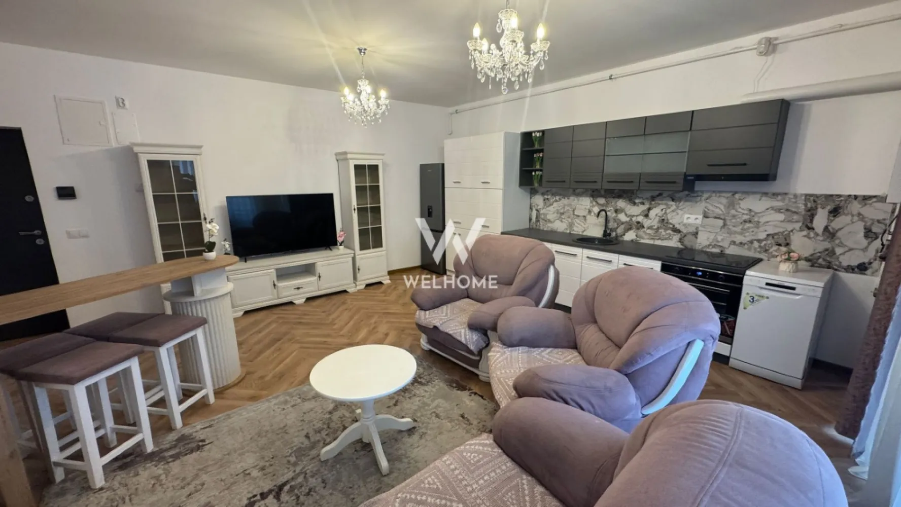 Apartament 3 camere de închiriat – zonă centrală, lângă Mall-ul nou